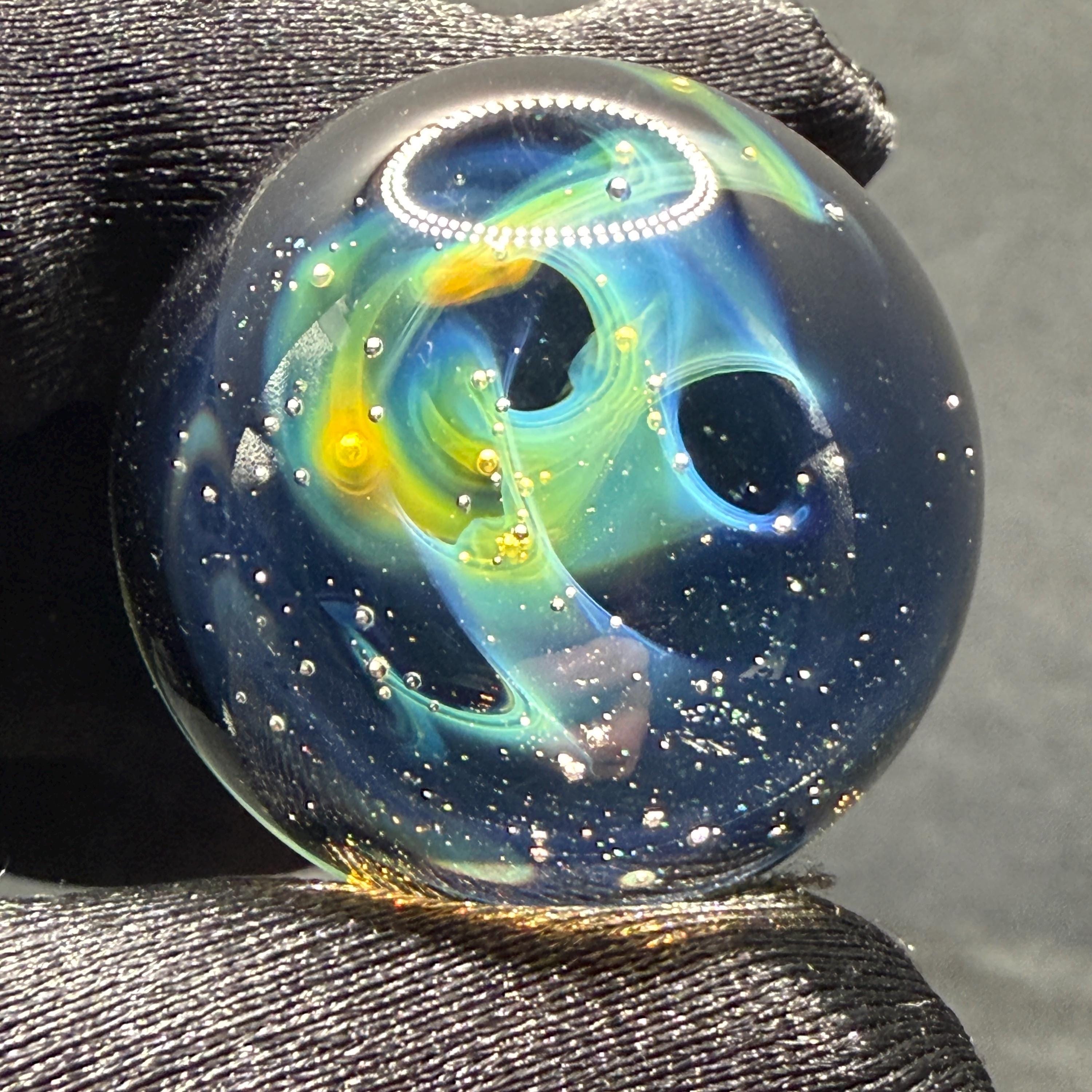 1.06 Inch Flip-Side Glass Marble – Silver Fume Spiral Art